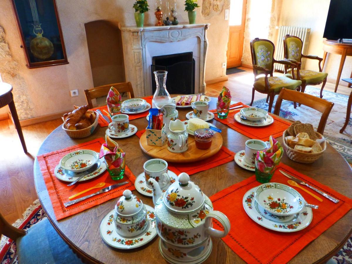 Chez Casimir Bed and Breakfast Cercy-la-Tour Exteriör bild