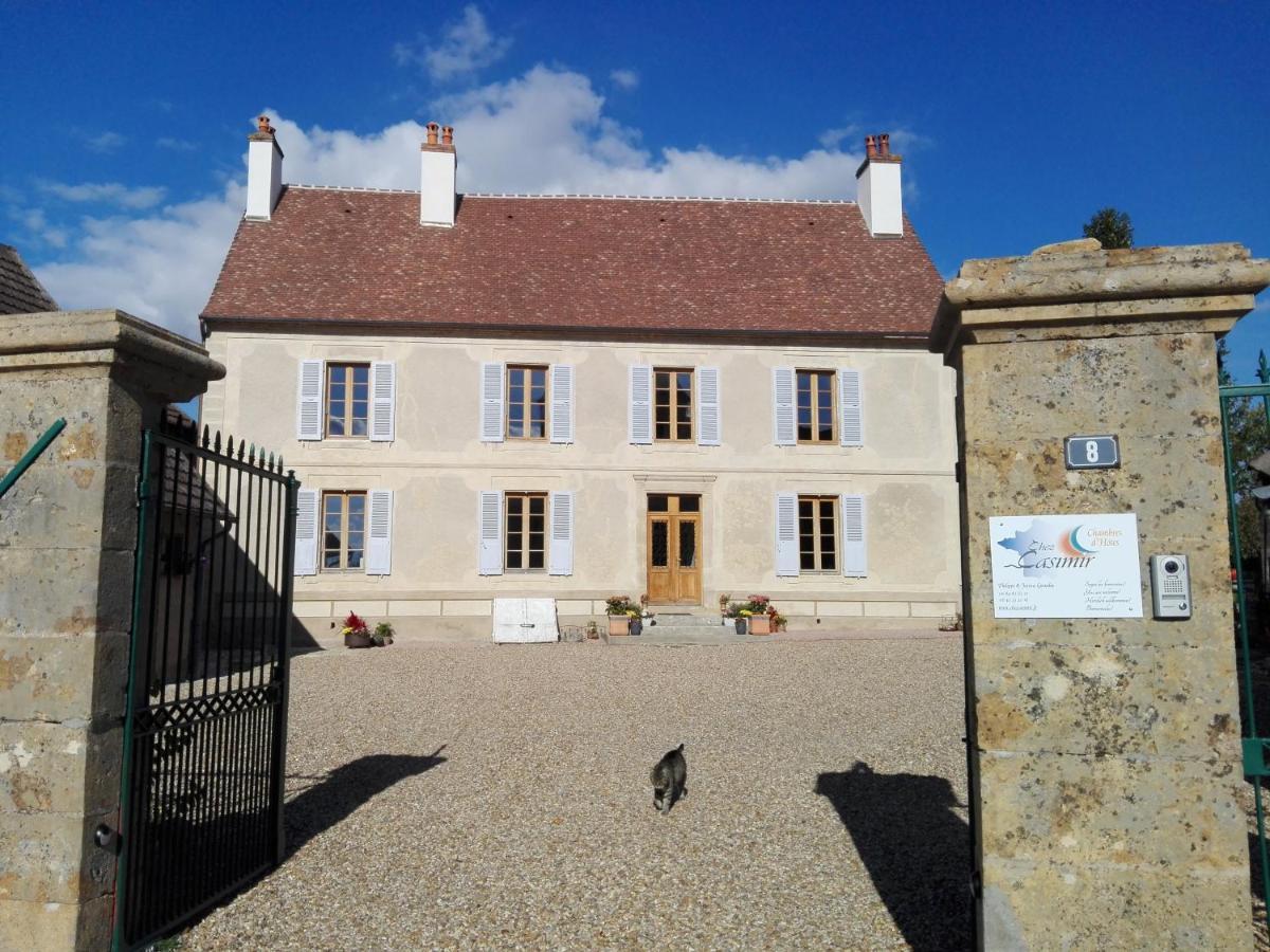 Chez Casimir Bed and Breakfast Cercy-la-Tour Exteriör bild