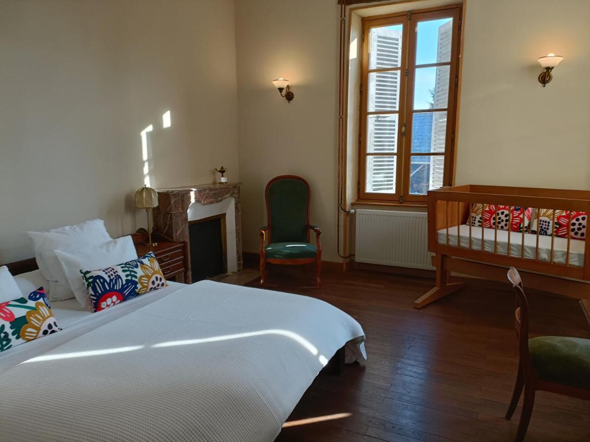 Chez Casimir Bed and Breakfast Cercy-la-Tour Exteriör bild
