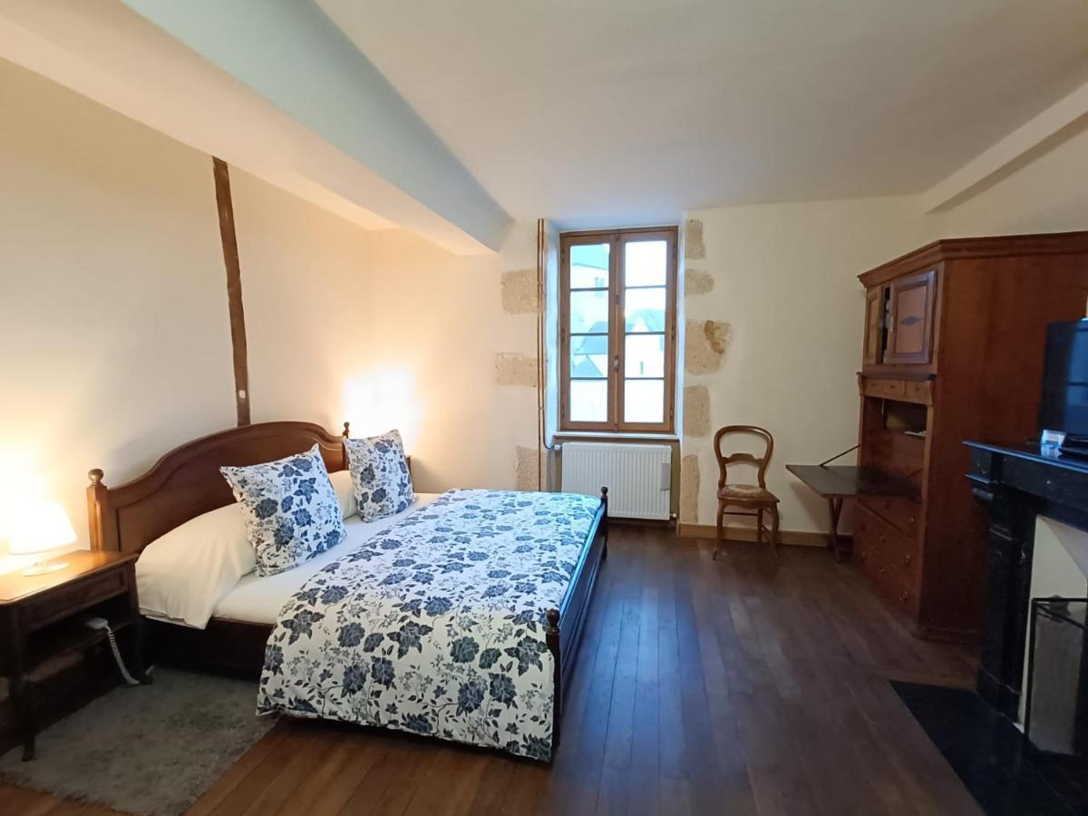 Chez Casimir Bed and Breakfast Cercy-la-Tour Exteriör bild